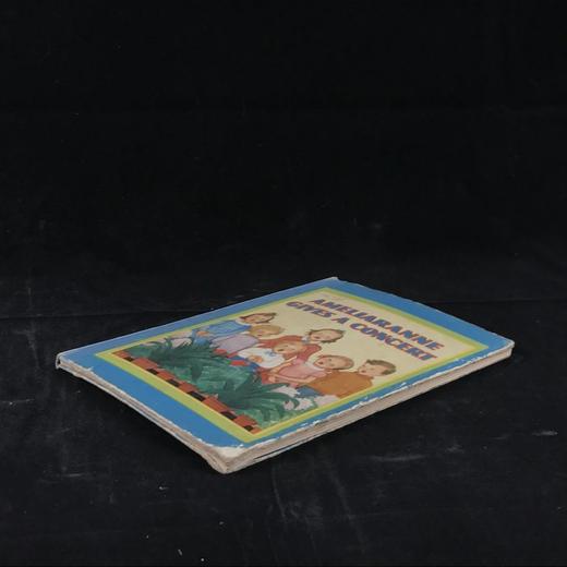 1947年 阿米莉亚安妮举办音乐会 配精美彩色儿童插画 精装32开 商品图1