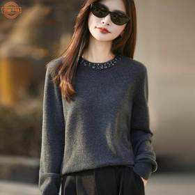 「自」全新升级【铂金会员220/天猫299/差价79】(12459)洛诗琳设计感镶钻羊毛衫2025秋冬宽松显瘦套头针织打底上衣