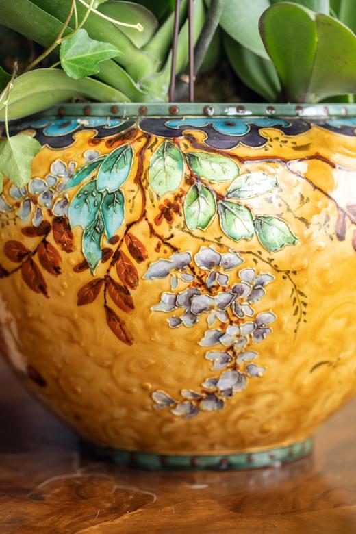 【已售】独角鹿西洋古董19世纪法国工匠D. Hocheid签名出品Théodore Deck东方风格飞鸟花卉主题彩釉陶瓷花盆 商品图4