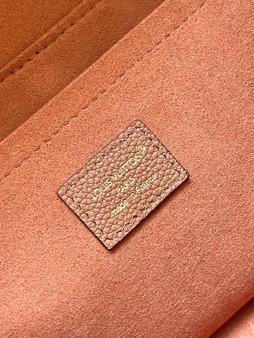 秋冬特惠💰850 原单LV M27065 尺寸：30.5×21×12.5cm Saint Germain 老花链条包 变码芯片 商品图8