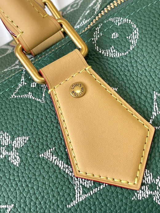 秋冬特惠💰1250 原单LV M24417绿 尺寸：40×26×23cm SPEEDY P9 全皮枕头包 变码芯片 商品图5