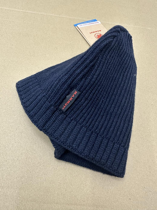 原单正品 Mammut猛犸象SUBLIME BEANIE羊毛抓绒针织帽男女保暖防风羊毛帽子，26年最新款，刺绣logo图案设计，有弹性 保暖效果好！
两色 商品图5