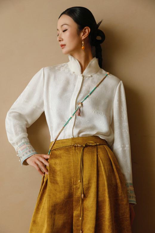 随身福运系列！文玩女孩多宝新中式手机链、斜挎链 ｜气质国风  让日常穿搭更有亮点，新年礼物：应景马年，寓意多宝多福、好运连连 平安吉祥“马到成功”！ 商品图11