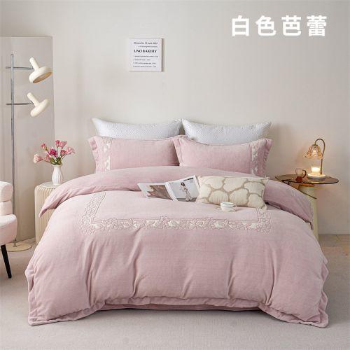 多喜爱-牛奶绒四件套<白色芭蕾> 商品图0