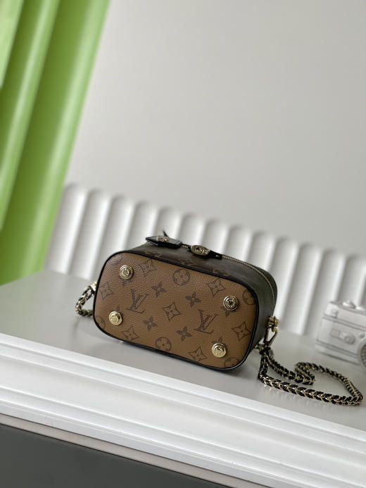 秋冬特惠💰780 原单LV M47128 尺寸：19×13×11cm VANITY 老花化妆包 变码芯片 商品图3