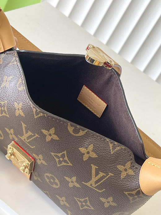 秋冬特惠💰730 原单LV M26191 尺寸：22×14.5×8cm POCHETTE MIA 老花手提包 变码芯片 商品图7