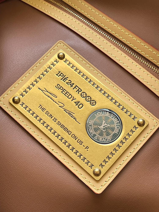 秋冬特惠💰1250 原单LV M24417绿 尺寸：40×26×23cm SPEEDY P9 全皮枕头包 变码芯片 商品图7