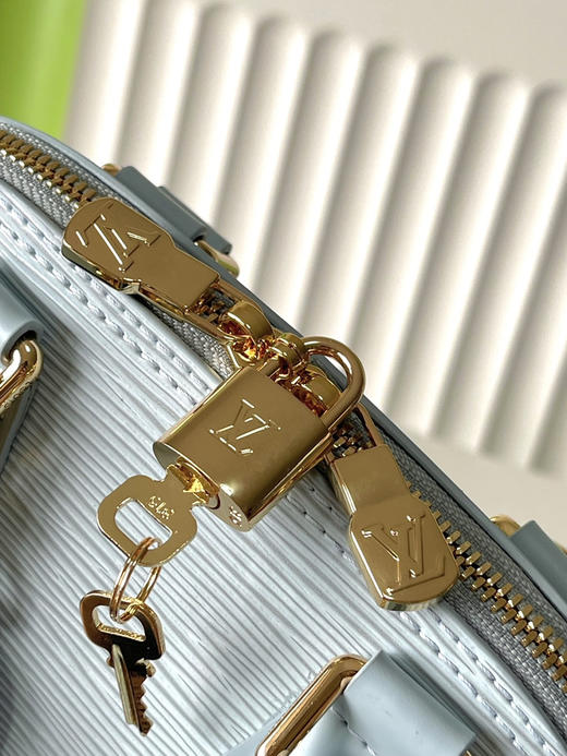 秋冬特惠💰860 原单LV M14197 尺寸：23.5×17.5×11.5cm ALMA BB 水波纹贝壳包 变码芯片 商品图5