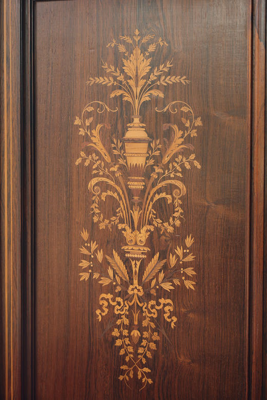 独角鹿西洋古董19世纪末法国出品路易十六风格大理石台面装饰繁花卷叶主题细木镶嵌桃花芯木边柜 商品图9