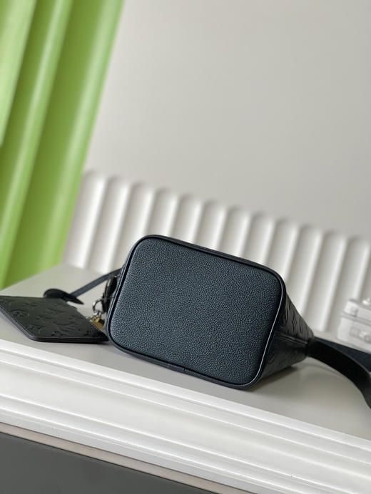 秋冬特惠💰850 原单LV M26430 尺寸：18×16×12cm ALL IN BB 老花水桶包 变码芯片 商品图3