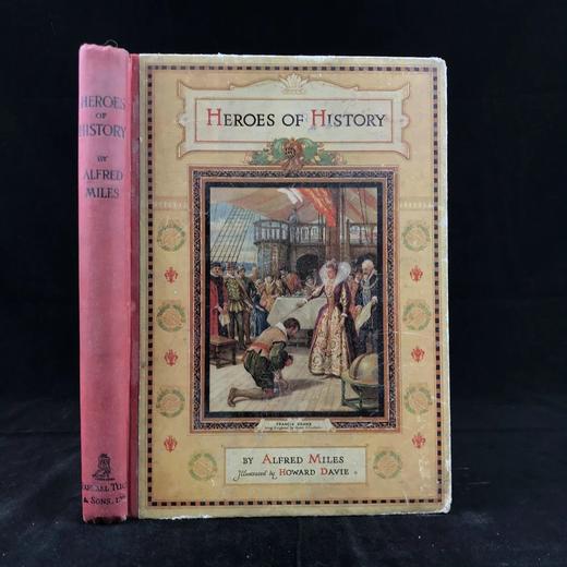 约20世纪早期 历史英雄故事集 8幅彩色与大量黑白文件插图 布脊精装18开 商品图0