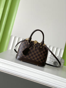 秋冬特惠💰800 原单LV N40606 尺寸：23.5×17.5×11.5cm ALMA BB 啡格贝壳包 变码芯片