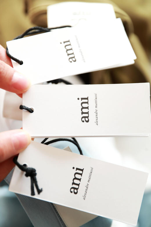 胸口小标tee，后颈字母刺绣。小黑标主题纯棉宽松复古半袖C122958 商品图2