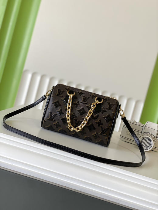 秋冬特惠💰850 原单LV M26314 尺寸：20.5×15×13cm SPEEDY 亮片枕头包 变码芯片 商品图2