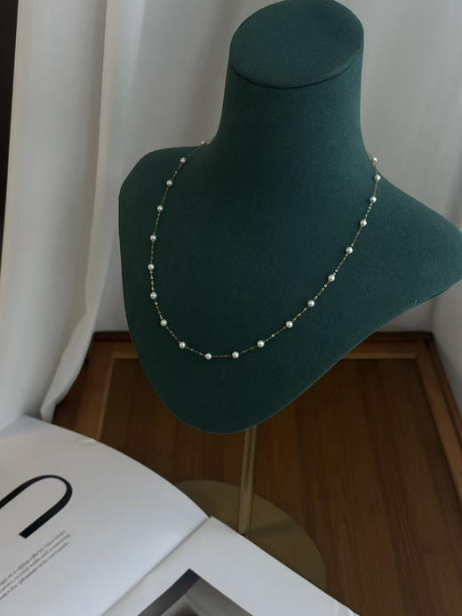 18K 金满天星珍珠锁骨链 | 3-4mm 正圆强光无瑕 颈间的低调奢华 商品图2
