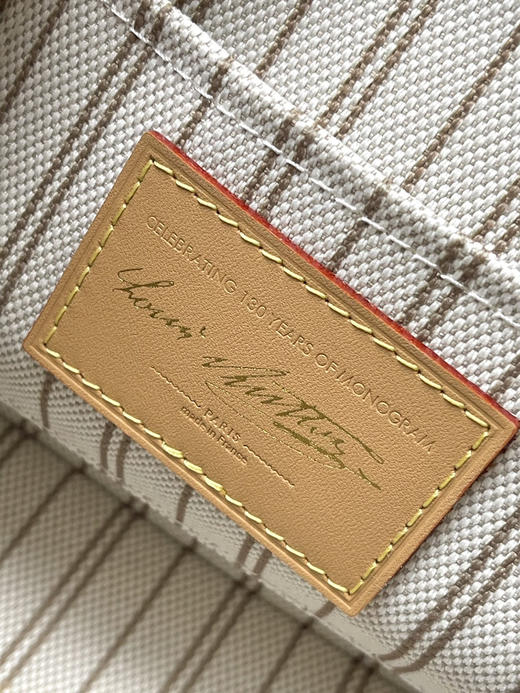 秋冬特惠💰820 原单LV M28272 尺寸：23.5×17.5×11.5cm ALMA BB 彩色贝壳包 变码芯片 商品图8