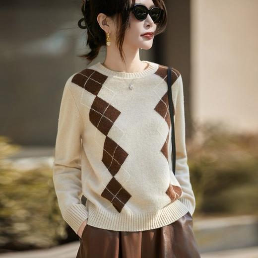 「自」全新升级【铂金会员257/天猫349/差价92】(12244)洛诗琳气质羊毛针织衫2025秋冬圆领撞色菱形格套头针织上衣 商品图0