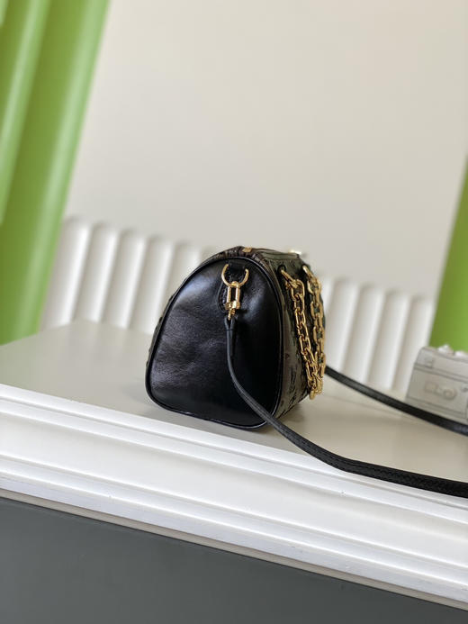 秋冬特惠💰850 原单LV M26314 尺寸：20.5×15×13cm SPEEDY 亮片枕头包 变码芯片 商品图1