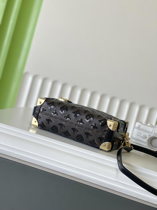 秋冬特惠💰950 原单LV M27036 尺寸：23.5×16×8.5cm SIDE TRUNK 盒子包 变码芯片 商品图3