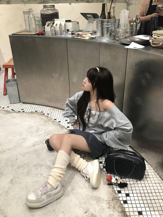 秋冬穿搭刚需！时尚复古百搭25款秋冬新款学长鞋SXM08!撞色复古风适配各种秋冬穿搭。厚底增高不笨重，走路稳又舒服，日常通勤、逛街约会一双搞定，百搭到可以承包你整个衣柜的搭配！ 商品图5