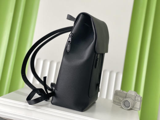 秋冬特惠💰980 原单LV M15262 尺寸：43×38×15cm FASTLINE 全皮男士大号双肩包 变码芯片 商品图1