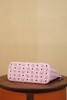 秋冬特惠💰900 原单MCM 原厂皮 新配色 中号粉色双面购物袋MWPCSVI01CO001 Soft Pink粉色 商品缩略图7