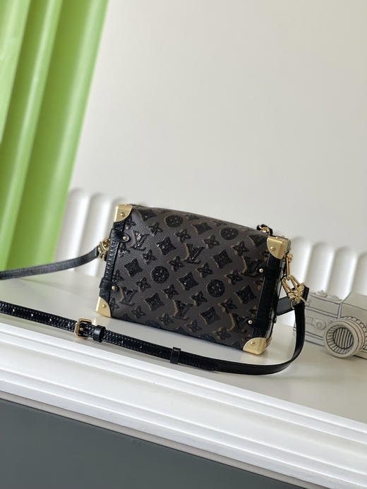 秋冬特惠💰950 原单LV M27036 尺寸：23.5×16×8.5cm SIDE TRUNK 盒子包 变码芯片 商品图2
