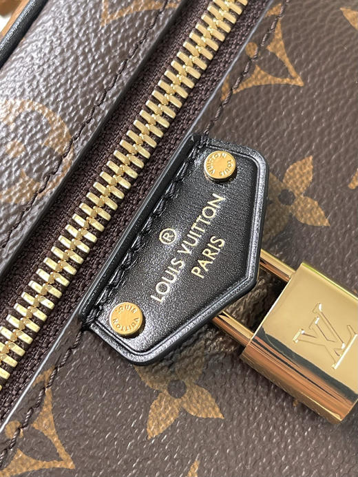 秋冬特惠💰720 原单LV M47125 尺寸：19×11.5×6.5cm VANITY CHAIN POUCH 化妆包 变码芯片 商品图4