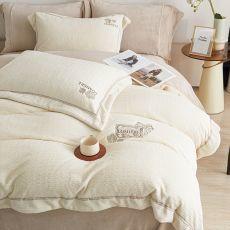 多喜爱-牛奶绒四件套<朗姆> 商品图1