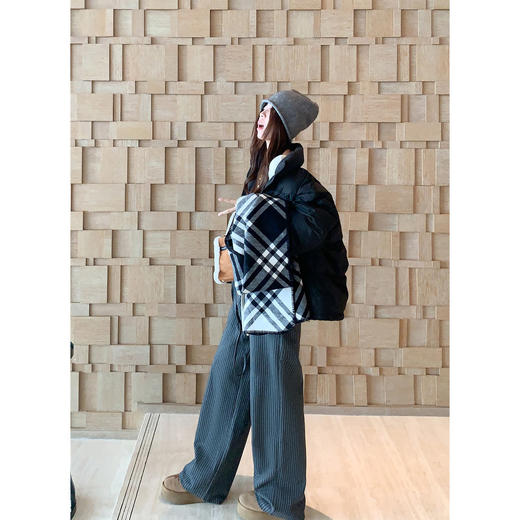 <曾小咸推荐>现货秒杀 ！微信超特价！韩系抽绳直筒休闲裤 日常189.99 立减100 秒杀89.99！！ 商品图3