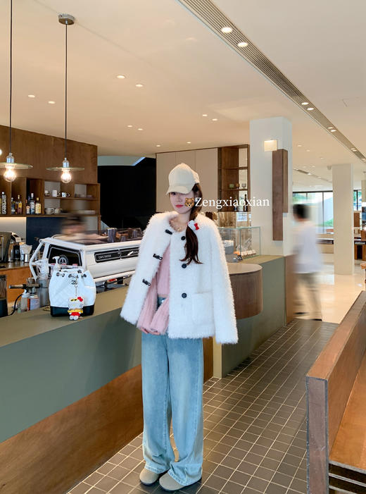 <曾小咸推荐>现货秒杀！毛茸茸白色短款外套 日常299.99/件 立减160 秒杀139.99/件！！ 商品图10