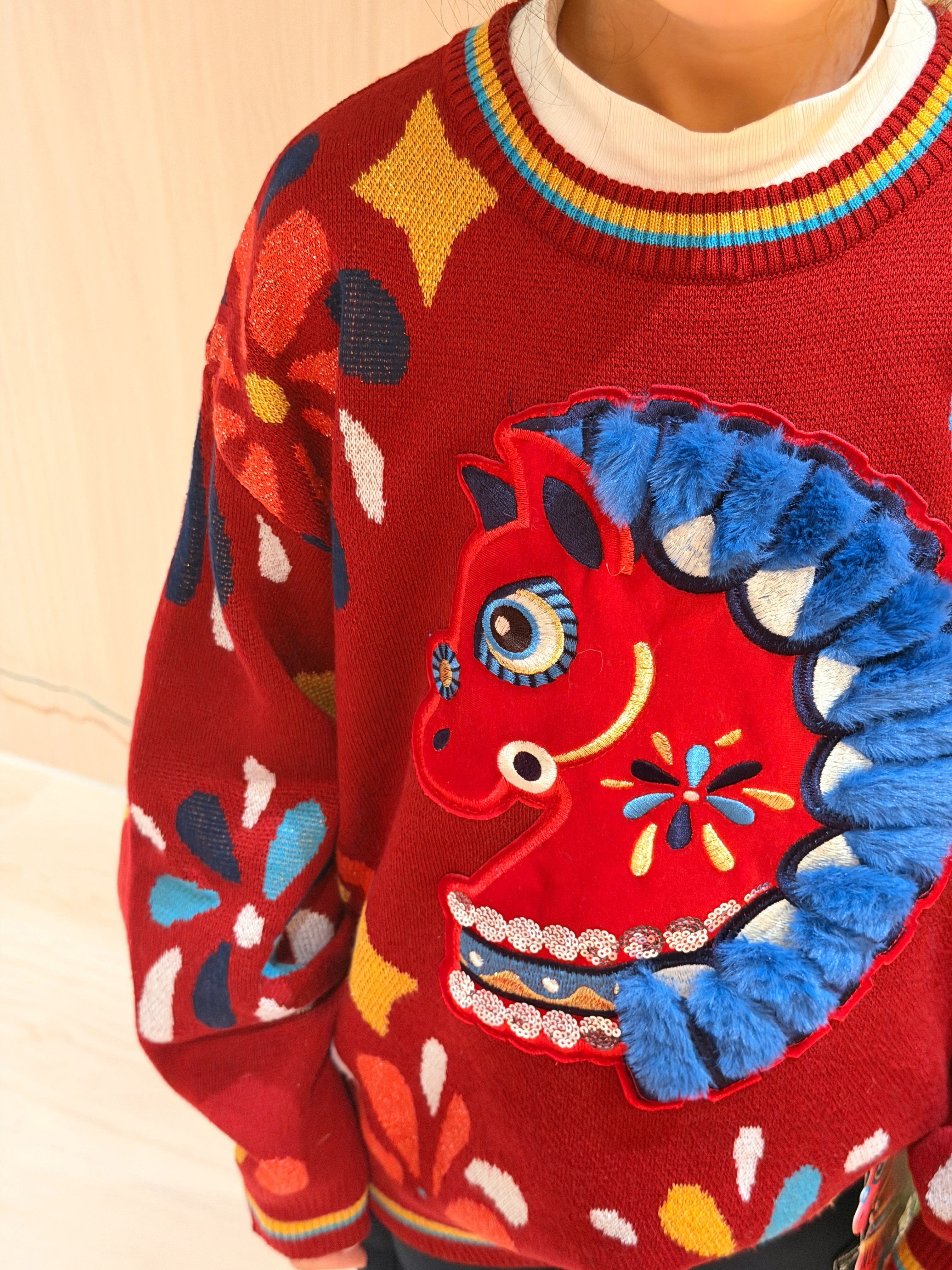 盛世乐马毛衣，冬季新款亲子装年衣，温暖亲子时光，男女童成人都可穿