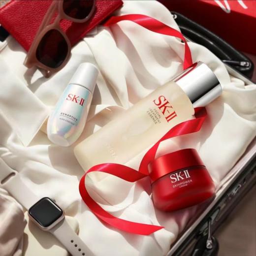 天生闪耀【新年修护奢享礼盒】淄博专属 SK-II全能抗老美白套装 神仙水230ml+小灯泡50ml+大红瓶面霜80g➕眼霜15g，焕亮紧致一步到位，新版旧版随机发货 商品图6