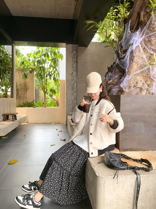 <曾小咸推荐>现货秒杀 ！微信超特价！ 羊羔毛棒球服外套 日常299.99 立减150 秒杀149.99！！ 商品图11