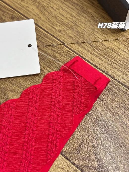 D123001开运新年红！2026开年新款新年红泡泡蕾丝无痕内衣内裤套装 商品图14