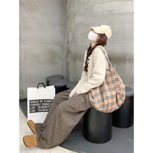 <曾小咸推荐>现货秒杀 ！微信超特价！2色韩系抽绳阔腿休闲裤 日常159.99 立减80 秒杀79.99！！牛角扣毛衣开衫特价89.99！ 商品图4