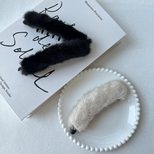 仿水貂净版香蕉夹-纪念日百货门店同款168248712 商品图2