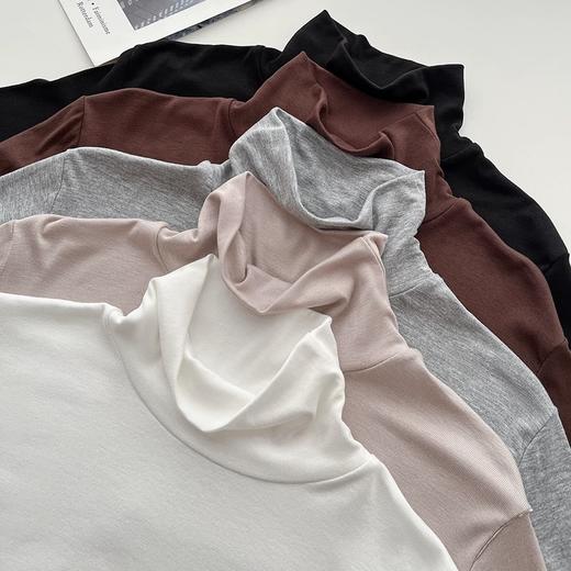 【超值两件装】卷卷紫莫代尔堆堆领打底衫 如丝绸般细腻柔滑温润亲肤 堆堆领设计自带松弛慵懒感 弹性巨佳适合各种身材 均码 商品图3