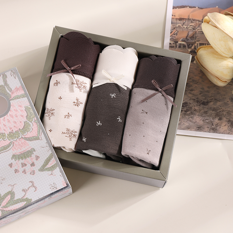 美奈川三条盒装女内裤(深咖+浅咖+粉底液)DK07357