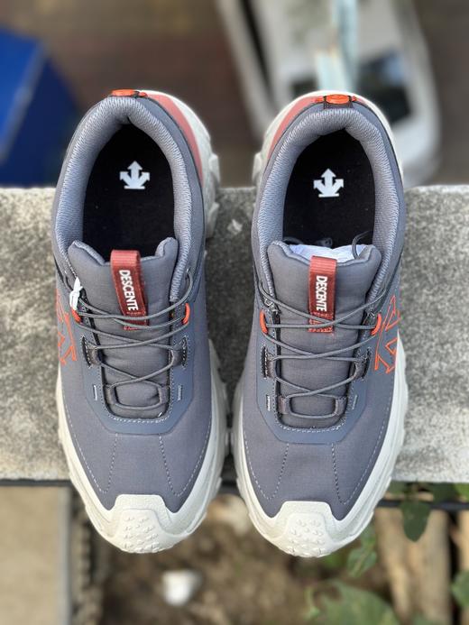 点此购买 迪桑特SKI STYLE系列防滑耐磨低帮生活休闲鞋 98 338713 商品图11