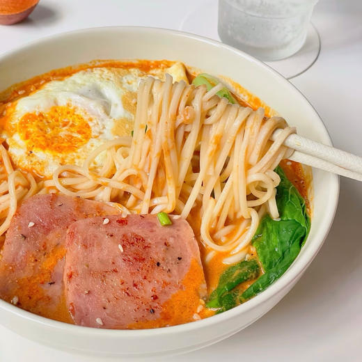 【下单送10根烤肠！】追肉记方方午餐肉 290g/盒（每盒2块） 商品图4