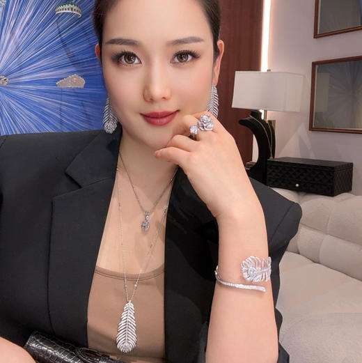 GAONAS高纳仕  羽毛高定贵气白色耳环11652EW 商品图5