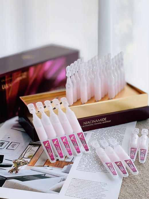 [透小蜜心选]【活动价￥69.9】ACÉNTUA烟酰胺多肽密塑精华 商品图1