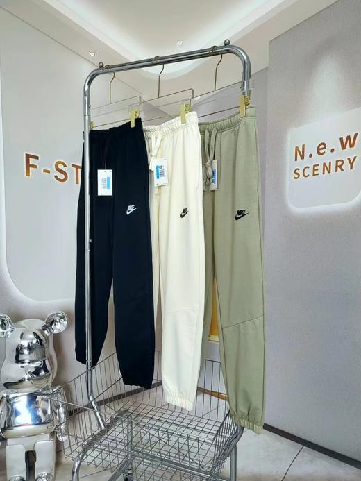 D123016男子新款精典三色冬季加绒运动长裤百搭休闲裤 商品图1