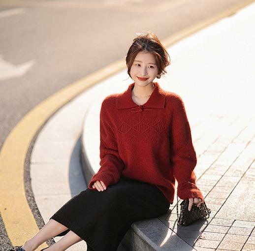 品牌直发 东方美学 新年温婉气质拉满【樱西玛ENXIMANE·新中式国风盘扣绞花毛衣】上身温柔雅致不失时髦感~ 商品图8