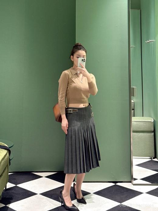 普拉达 25年最新款 中长款百褶裙(KX*MM) 商品图4