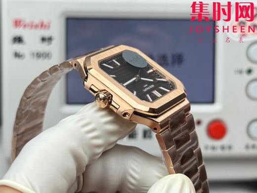 PP+百达翡丽 方形鹦鹉螺 新系列CUBITUS 5821男士腕表 烟熏咖啡面 商品图6