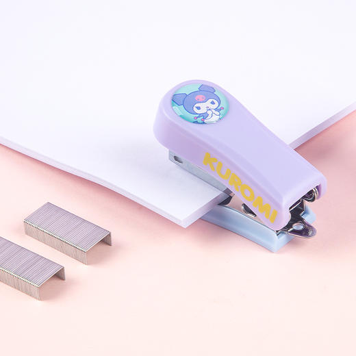 广博三丽鸥正版授权订书机小号送480枚订书钉 商品图3