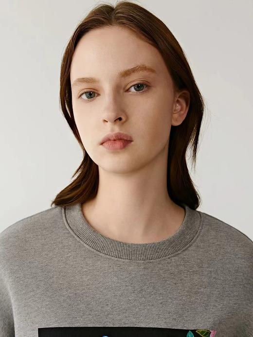 D123025新年系列女装2026春季新款全棉毛圈布卫衣 商品图4