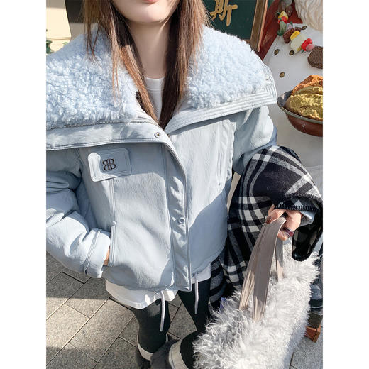 <曾小咸推荐>现货秒杀 ！微信超特价！毛领PU皮保暖羽绒服 日常729.99 立减370 秒杀359.99！！ 商品图1